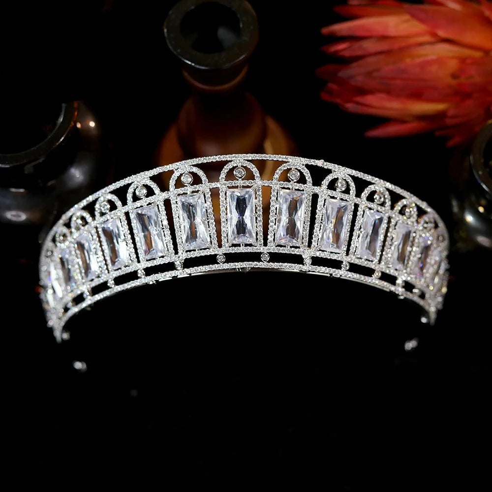 Tiara Crown Classic European Crown Cubic Zirconia Wedding Accessory, A crown of classic European royalty, delicately crafted from gleaming cubic zirconia crystals, brilliantly faceted and hewn into a captivating rectangular shape, punctuated with a recessed row of fine cubic zi