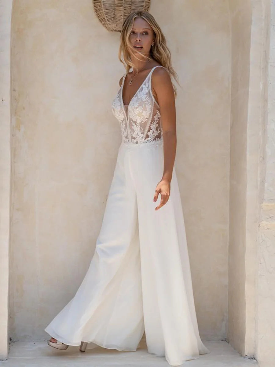 Wedding Jumpsuit Beach Boho Bridal Suit, Be the epitome of boho chic on your special day with our Beach Boho Wedding Jumpsuit.