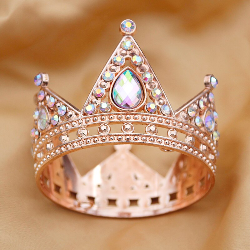 Tiara Cake Topper Small Round Crown Birthday Party Decoration, Ideal for adorning dolls, little ones, or simply enhancing a birthday party decor