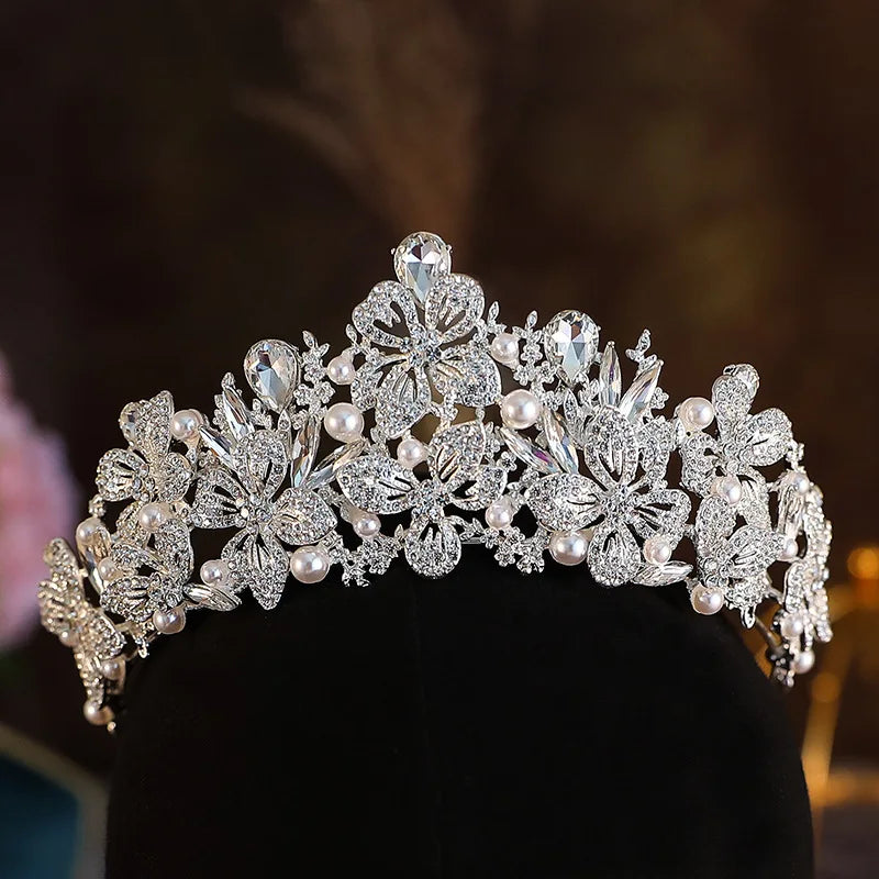 Cubic Zirconia Crown Wedding Day Bridal Hair Accessory, sparkle like royalty on your big day with this dazzling crystal bridal tiara!