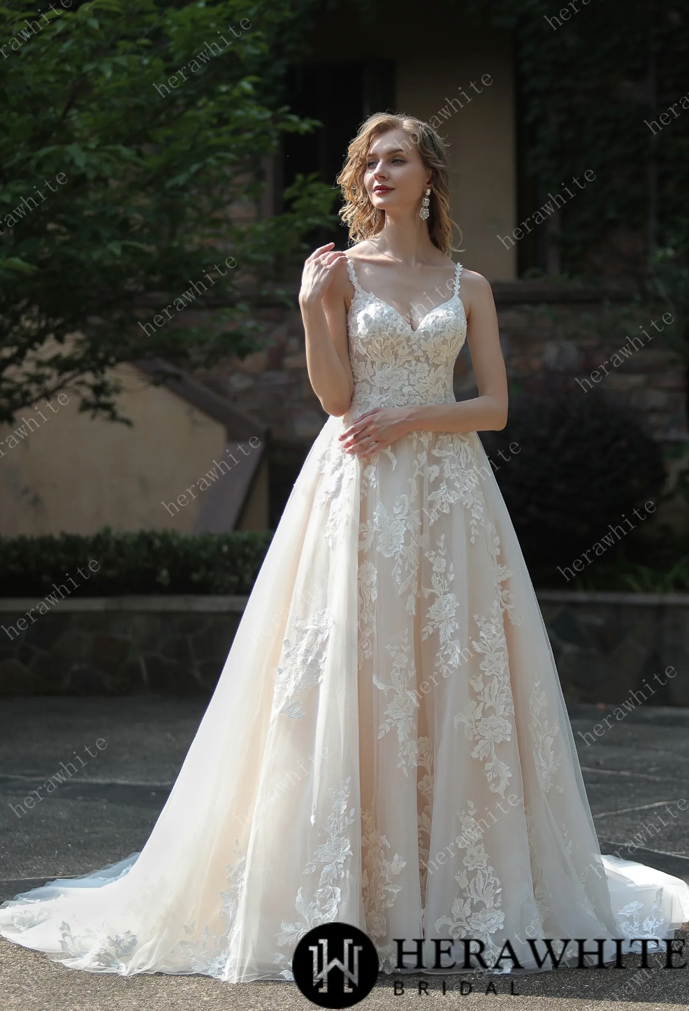 Wedding Dress A-Line with Frosted Flower Lace With Train