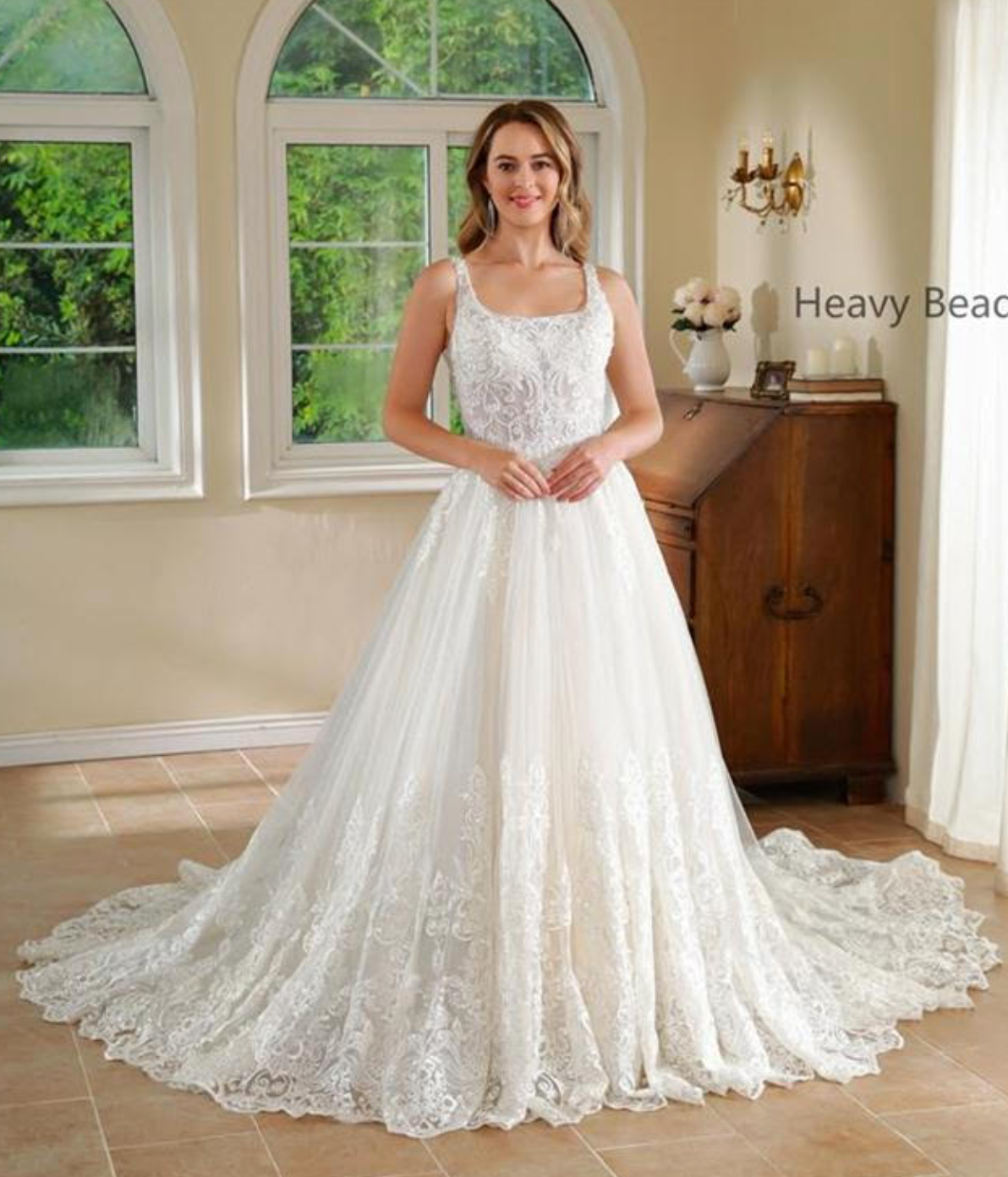 Vestido de novia de corte A con encaje y cuentas
