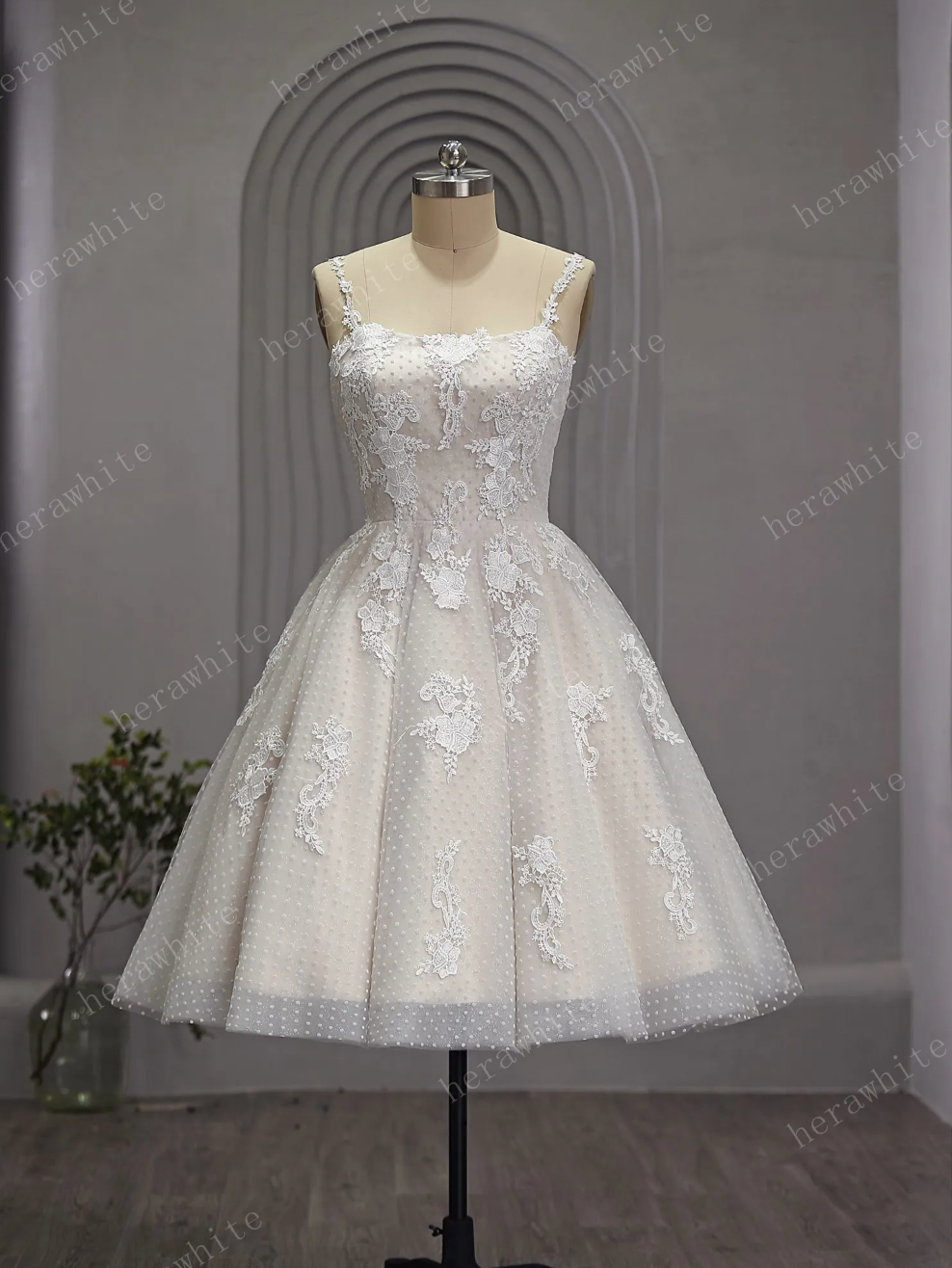 Mini Short Wedding Dress Tulle Polka Dot No Train, The polka dot tulle fabric adds a playful touch to the classic ballgown silhouette. And the lace detailing adds a touch of romance a