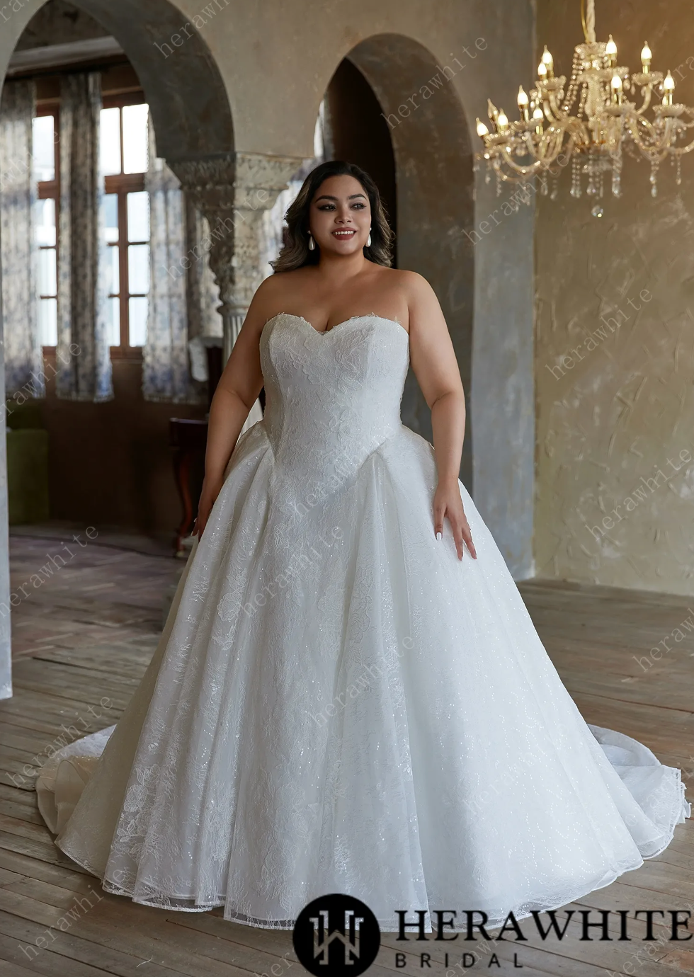 Plus Size Wedding Dress Glittering Lace Ball Gown 