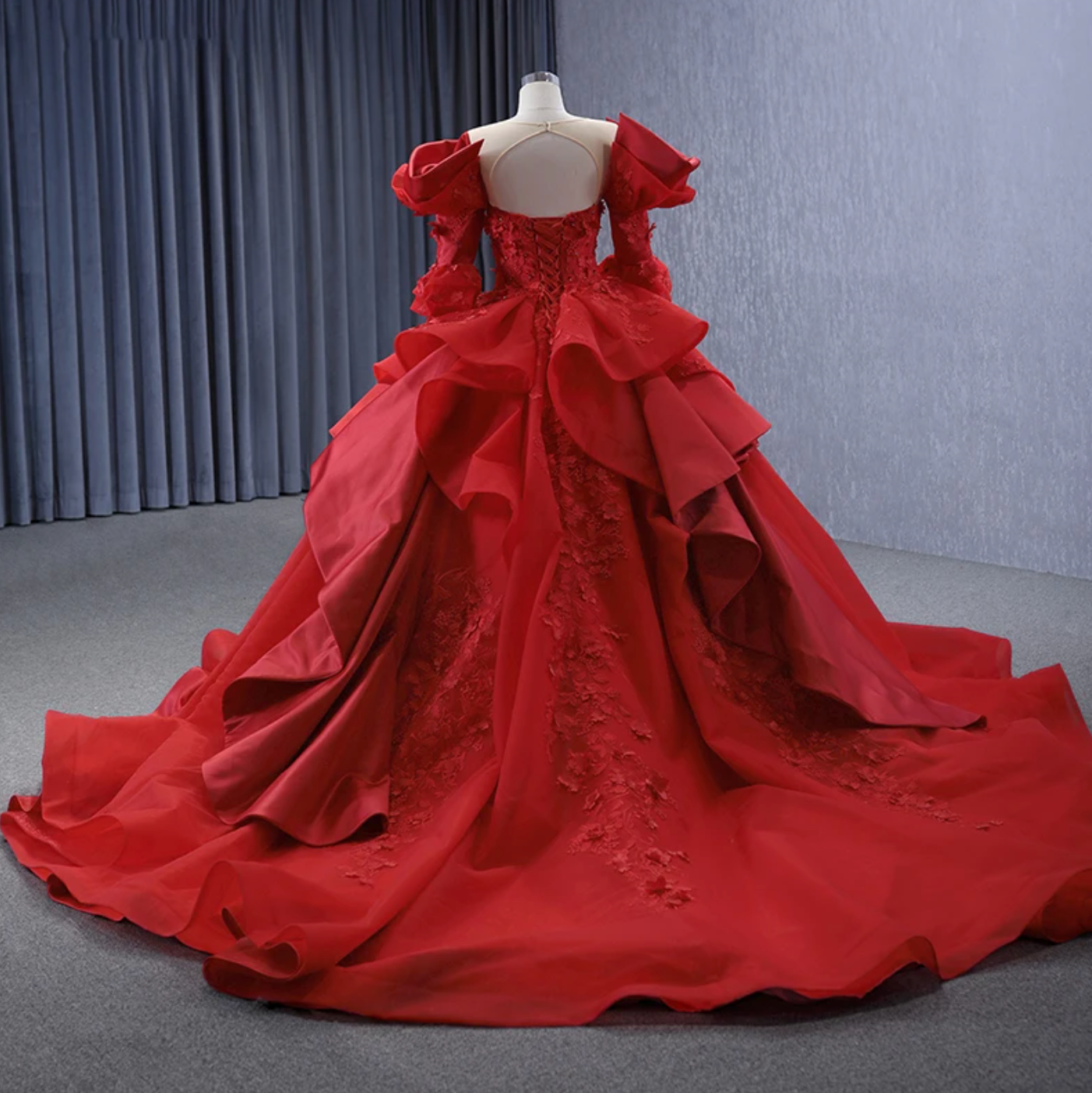 Quinceanera Dress Red O-Neck Long Sleeves Backless Illusion