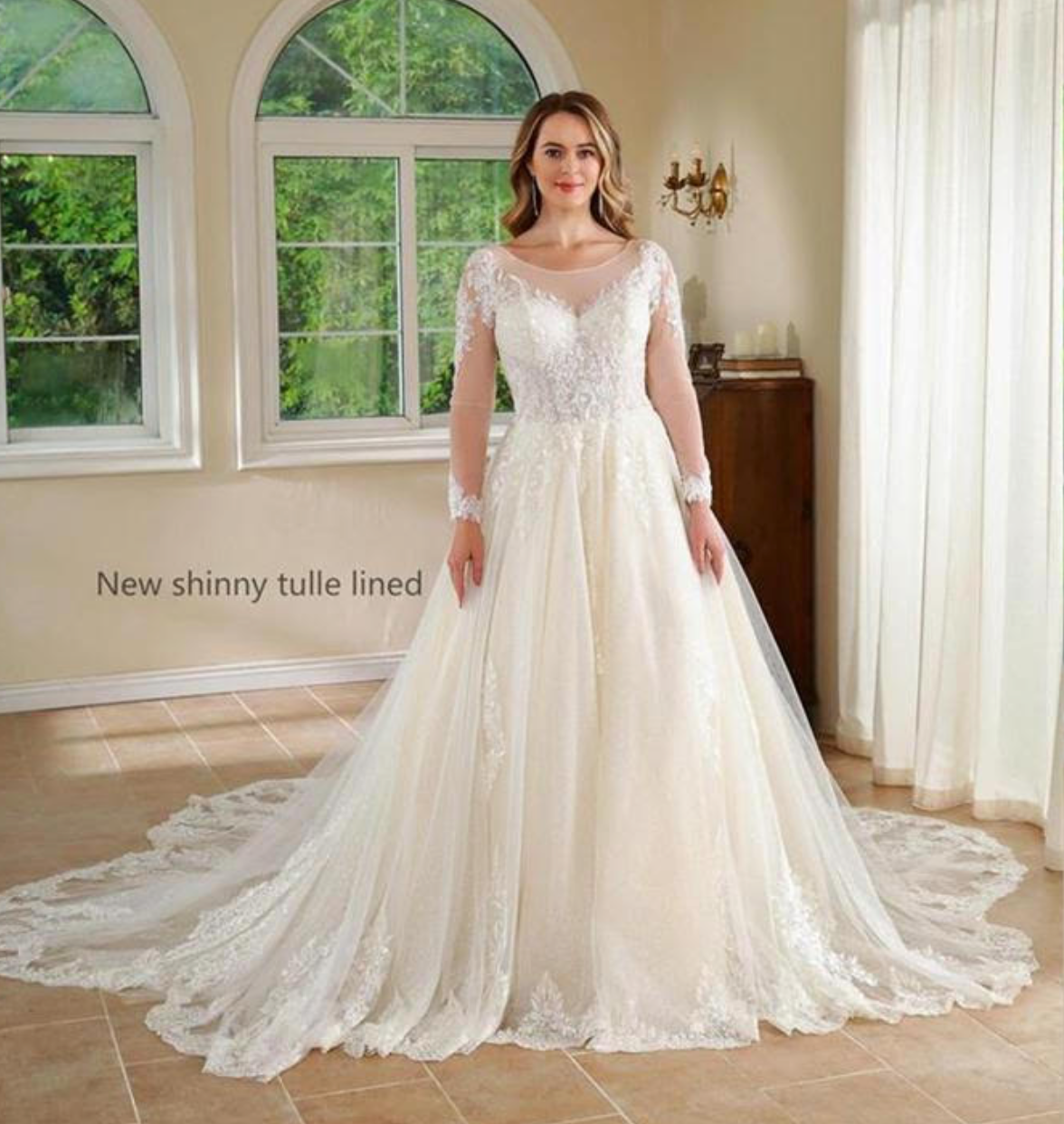Vestido de novia de tul lujoso con encaje y corte A 