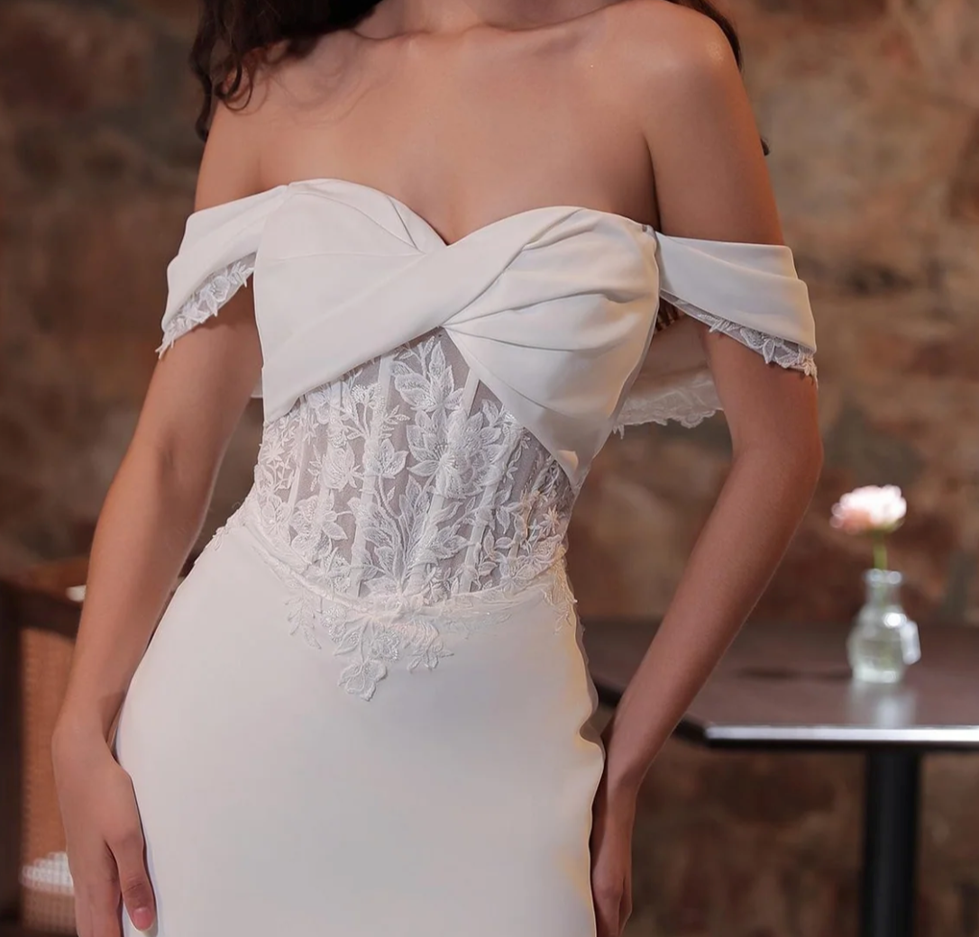 Wedding Dress Crepe Illusion Lace Train Bridal Gown, This crepe wedding dress elegantly blends simplicity with modern sophistication.