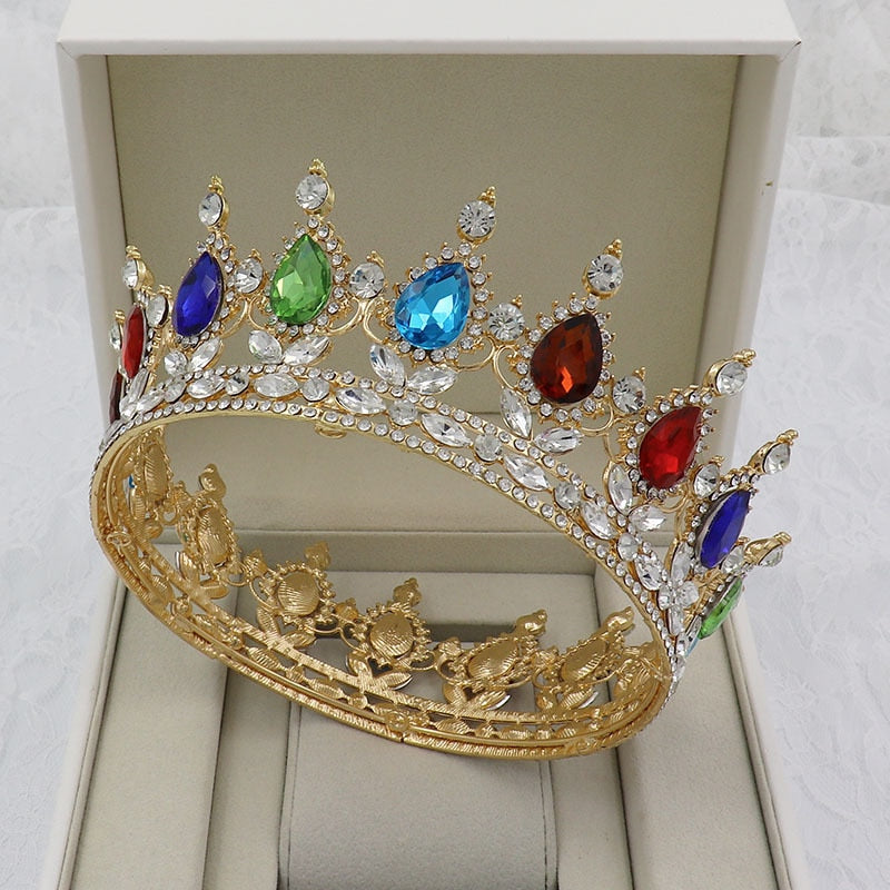 Round Crown Vintage Crystal Royal Queen King Hair Accessories, Flaunt your royal style with this exquisite Vintage Crystal Royal Queen King Crown Hair Accessories!