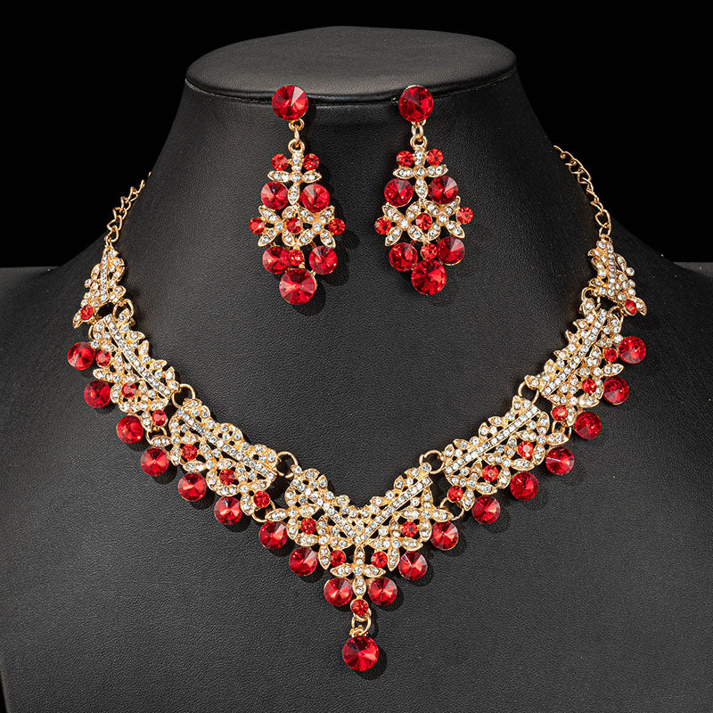 Crystal Jewelry Set Necklace & Earrings Wedding Party Accessories, Indulge in the ultimate luxury with our Crystal Necklace and Earrings Jewelry Set.