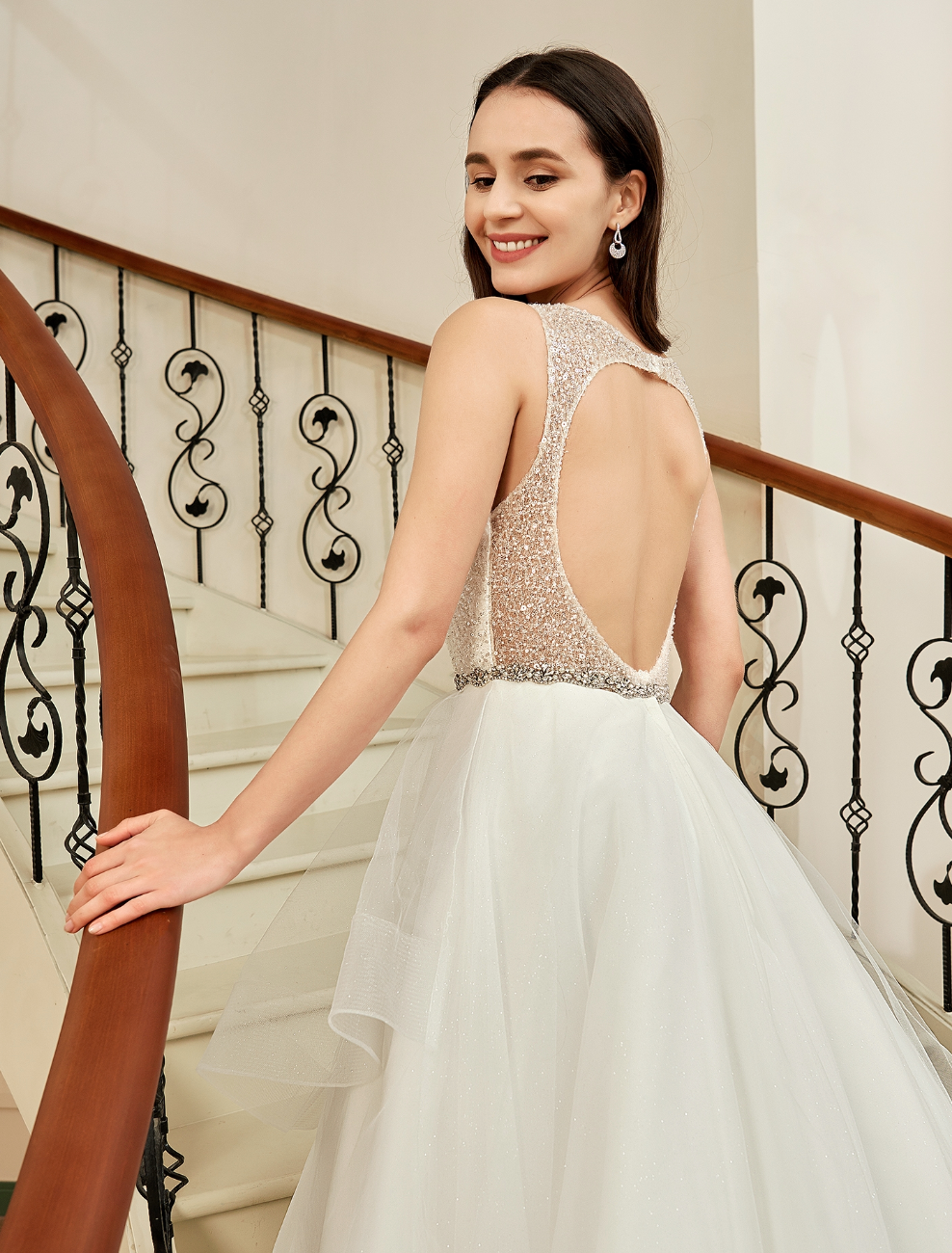 Wedding Dress Shining Bodice Keyhole Back Ruffle Tulle Skirt