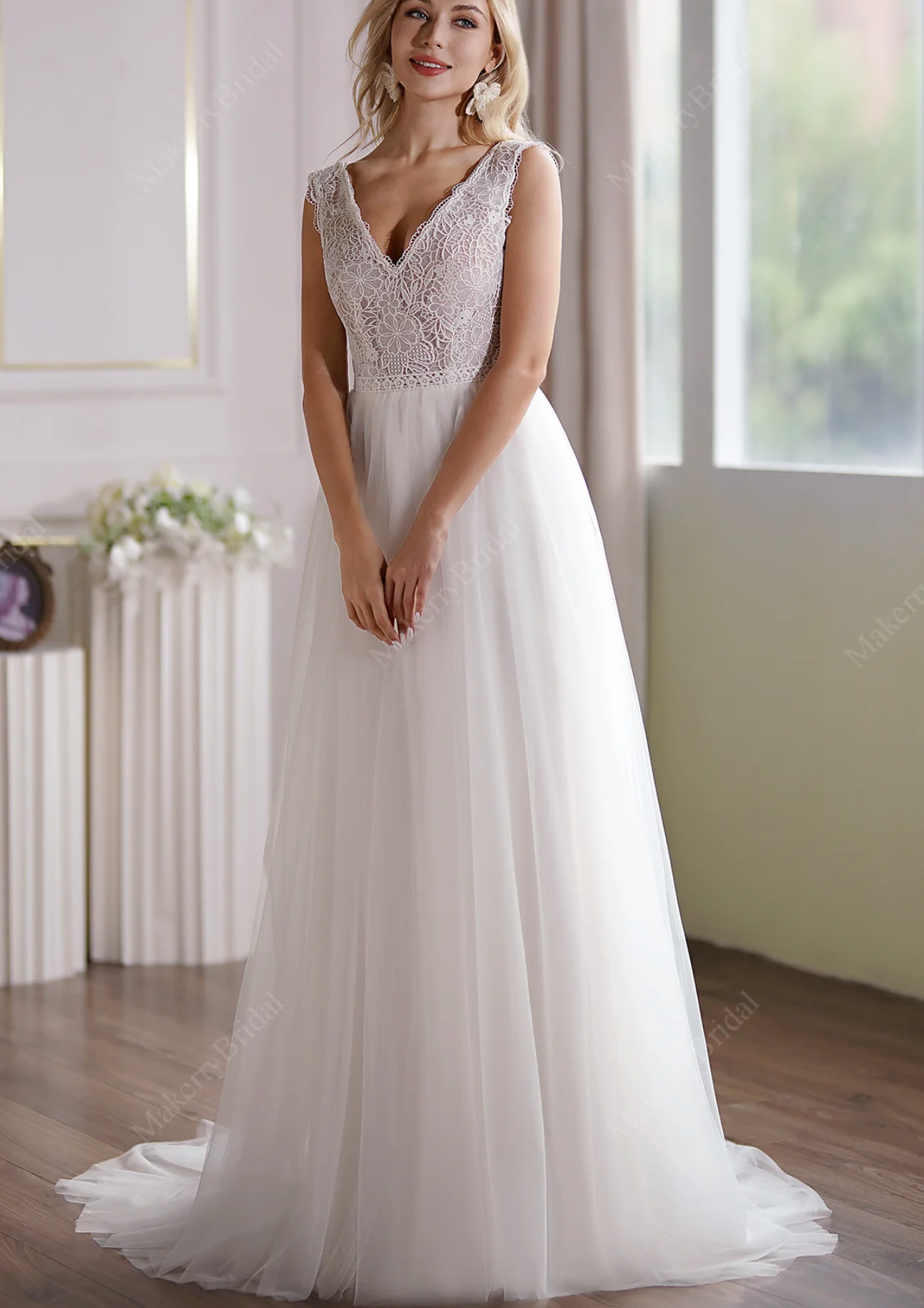 Wedding Dress Illusion Lace Boho Bridal Gown With Alluring Open Back, Allow yourself to be seduced by this beautiful wedding dress that gives you two options