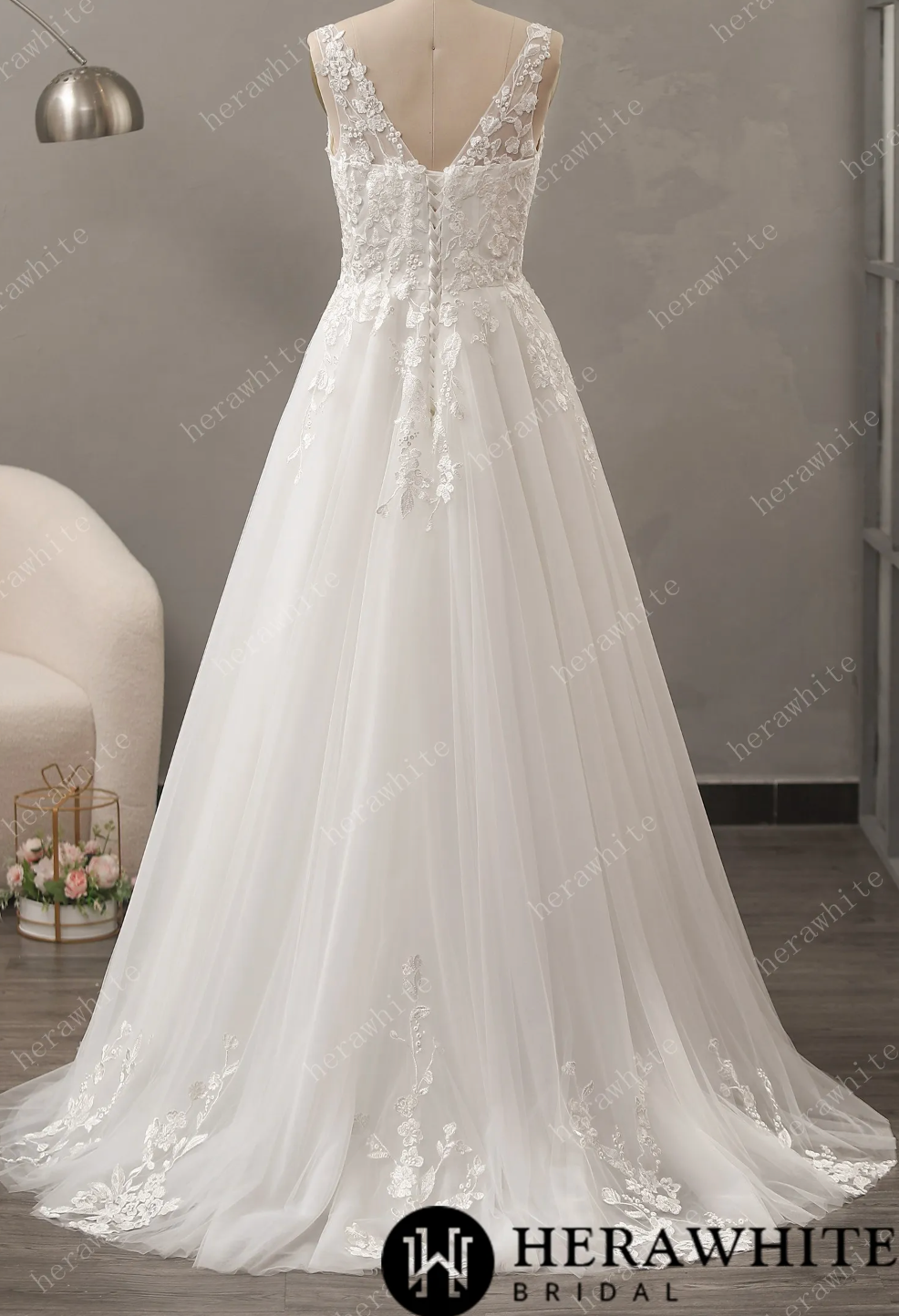 Organza A-Line Wedding Dress Tulle Lace Bridal Gown, simple and romantic in the most captivating way, this dress is adorned in