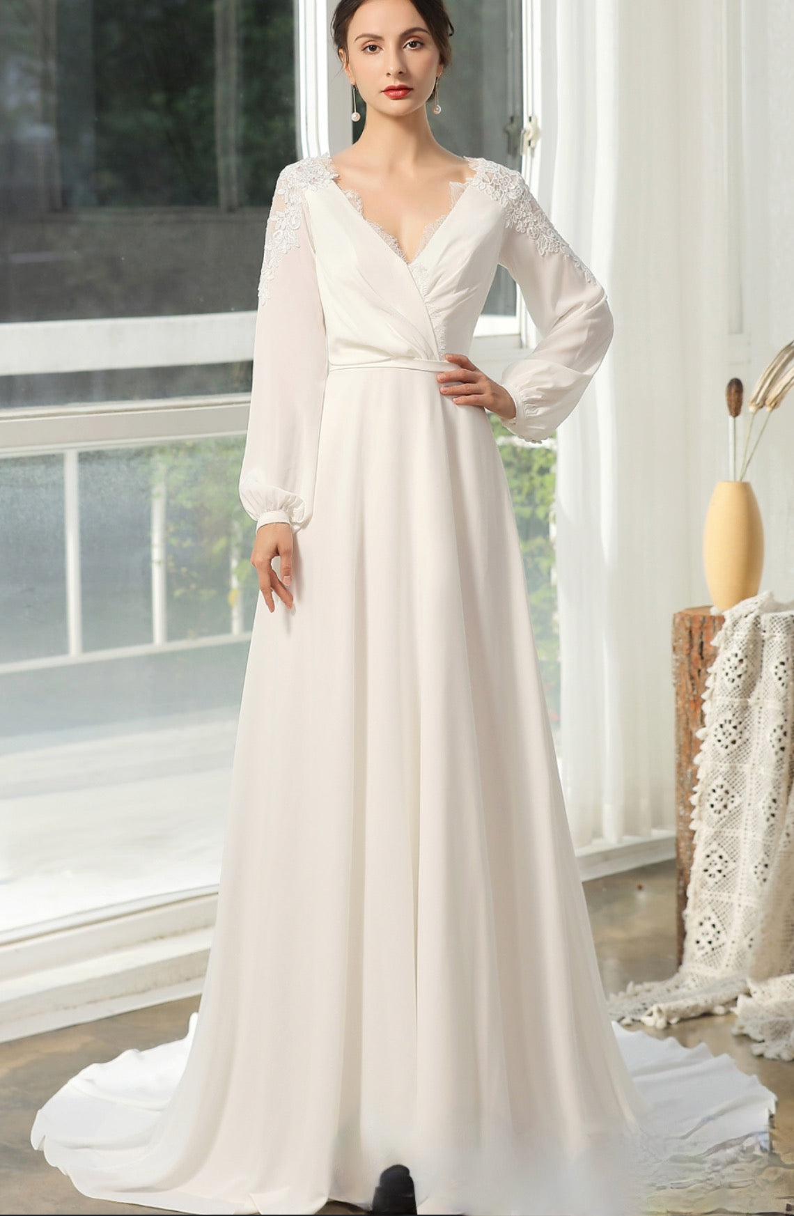 Wedding Dress With Crossed Neckline And Lace Back A Line