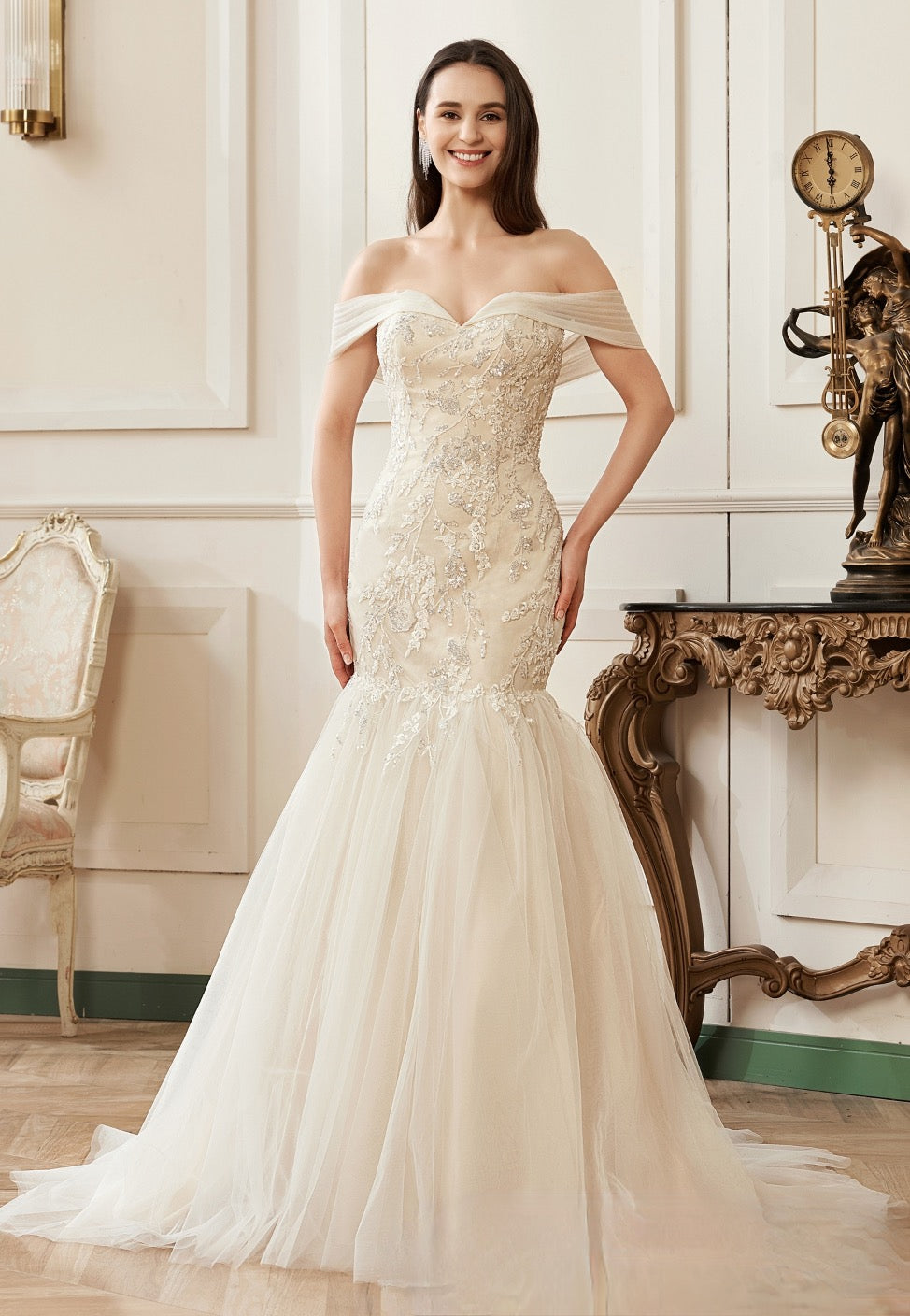 Wedding Dress Off-The-Shoulder Mermaid Chapel Train