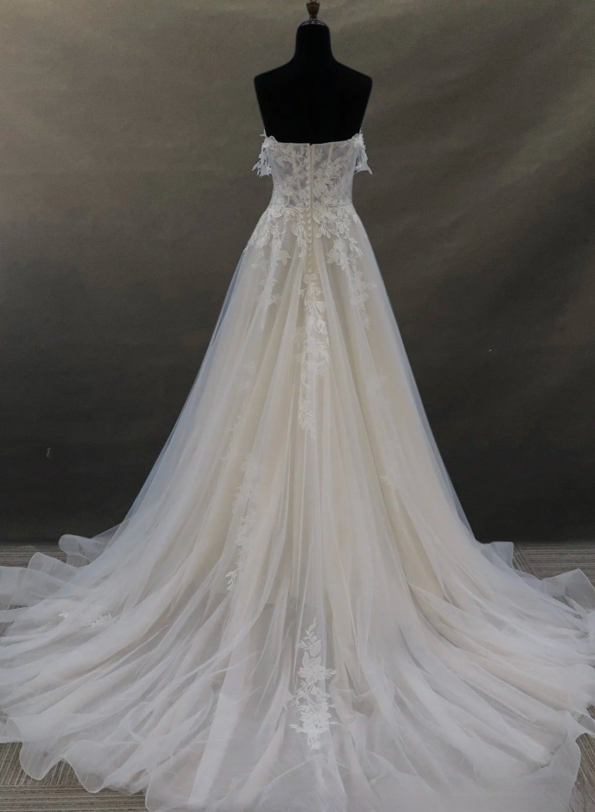 Swiss Tulle Wedding Dress Lace Satin Bridal A Line Gown, the unique gathers of the tulle fabric throughout the A-line silhouette,