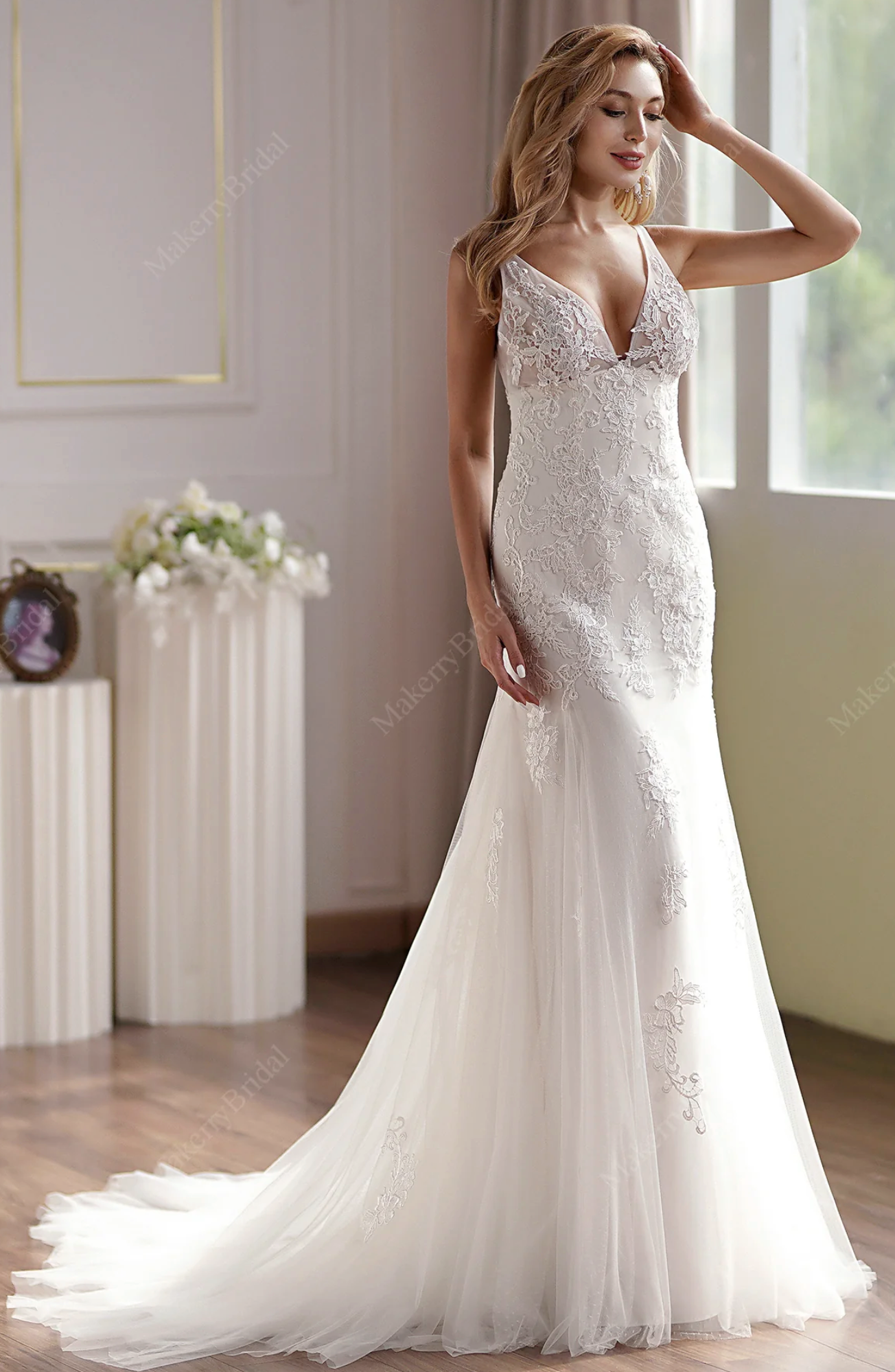 mermaid wedding dress with tulle bottom Trumpet/Mermaid V Neck Tulle Court Train Wedding Dress with Appliques Lace Beading Sequins Glitter S3067W - Wedding Dresses