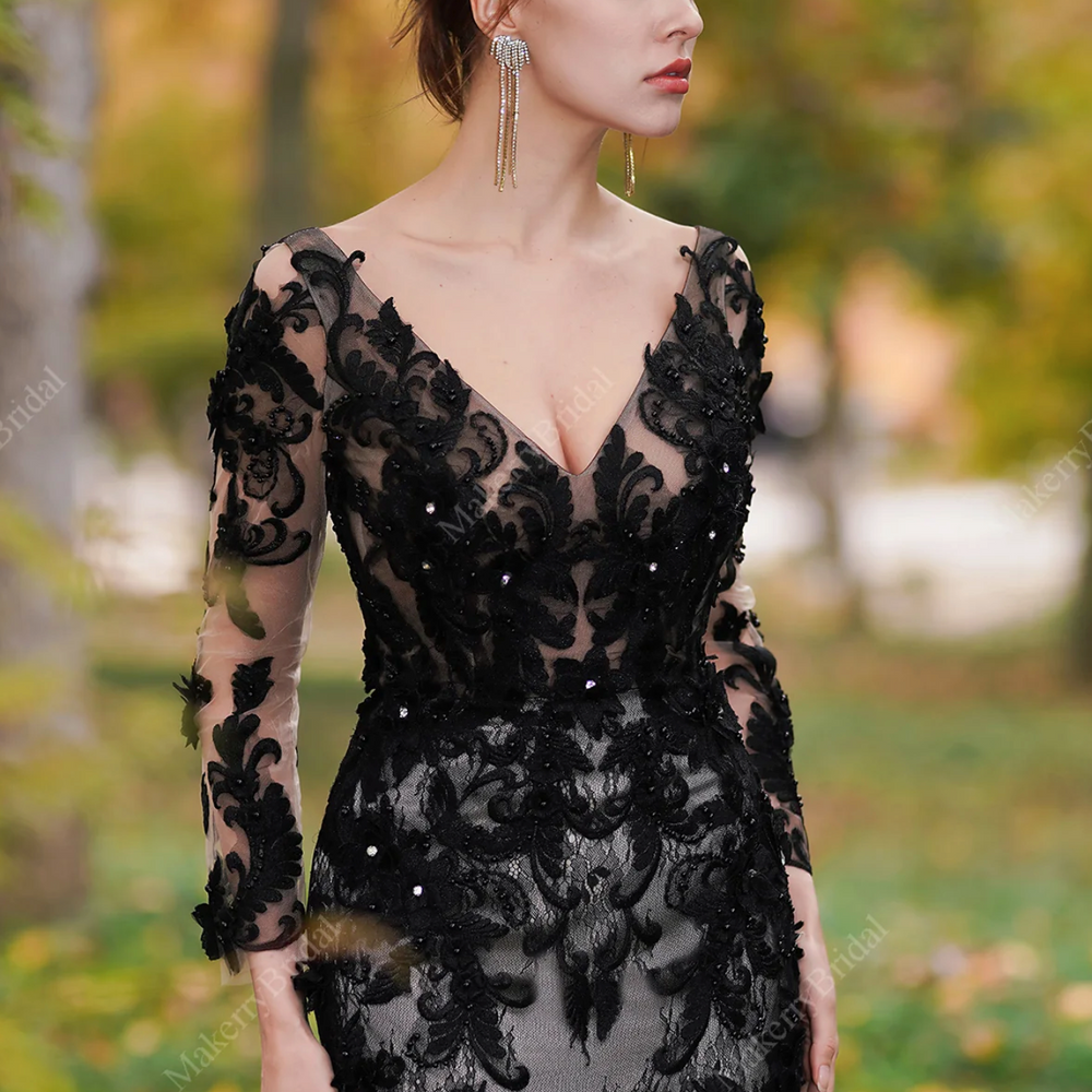 short black wedding dress Tulle Fingertip Veil | VG1070 Black / Chapel Appliques Lace;Fully Lined Black Wedding Dresses: A Bold