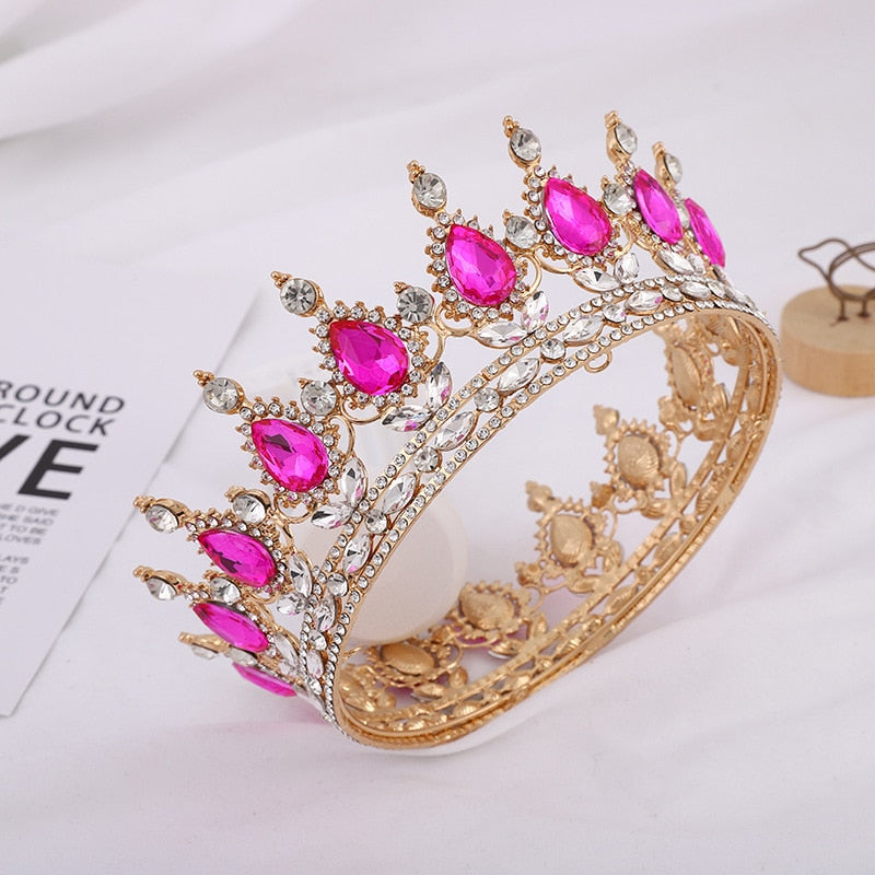 Round Crown Vintage Crystal Royal Queen King Hair Accessories, Flaunt your royal style with this exquisite Vintage Crystal Royal Queen King Crown Hair Accessories!