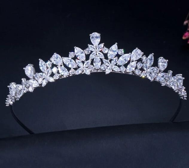 Wedding Tiara Cubic Zirconia Crystal Bridal Crown Hair Accessory, Feel like a royal on your special day with our Cubic Zirconia Romantic Bridal 
