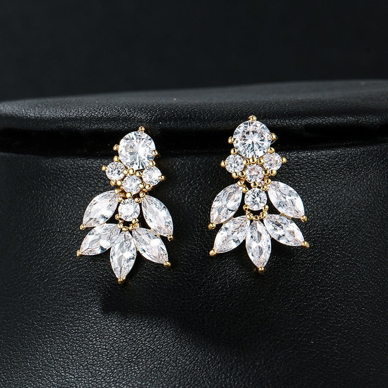 Marquise Crystal Bridal Earrings Wedding Jewelry Accessory, Glamorous finely cut marquise cubic zirconia in a water drop pattern