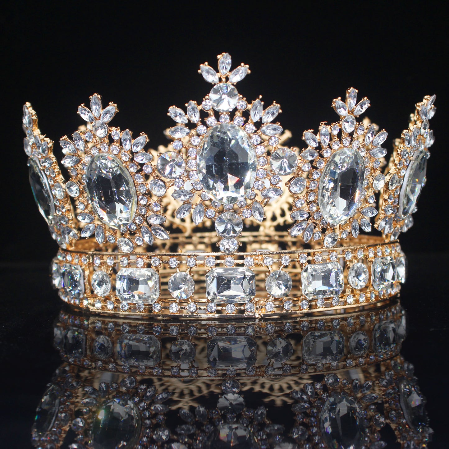 Round Crown Crystal Queen King Pageant Hair Accessories, Transform into a majestic queen with the elegant Crystal Queen Pageant Bridal Crown